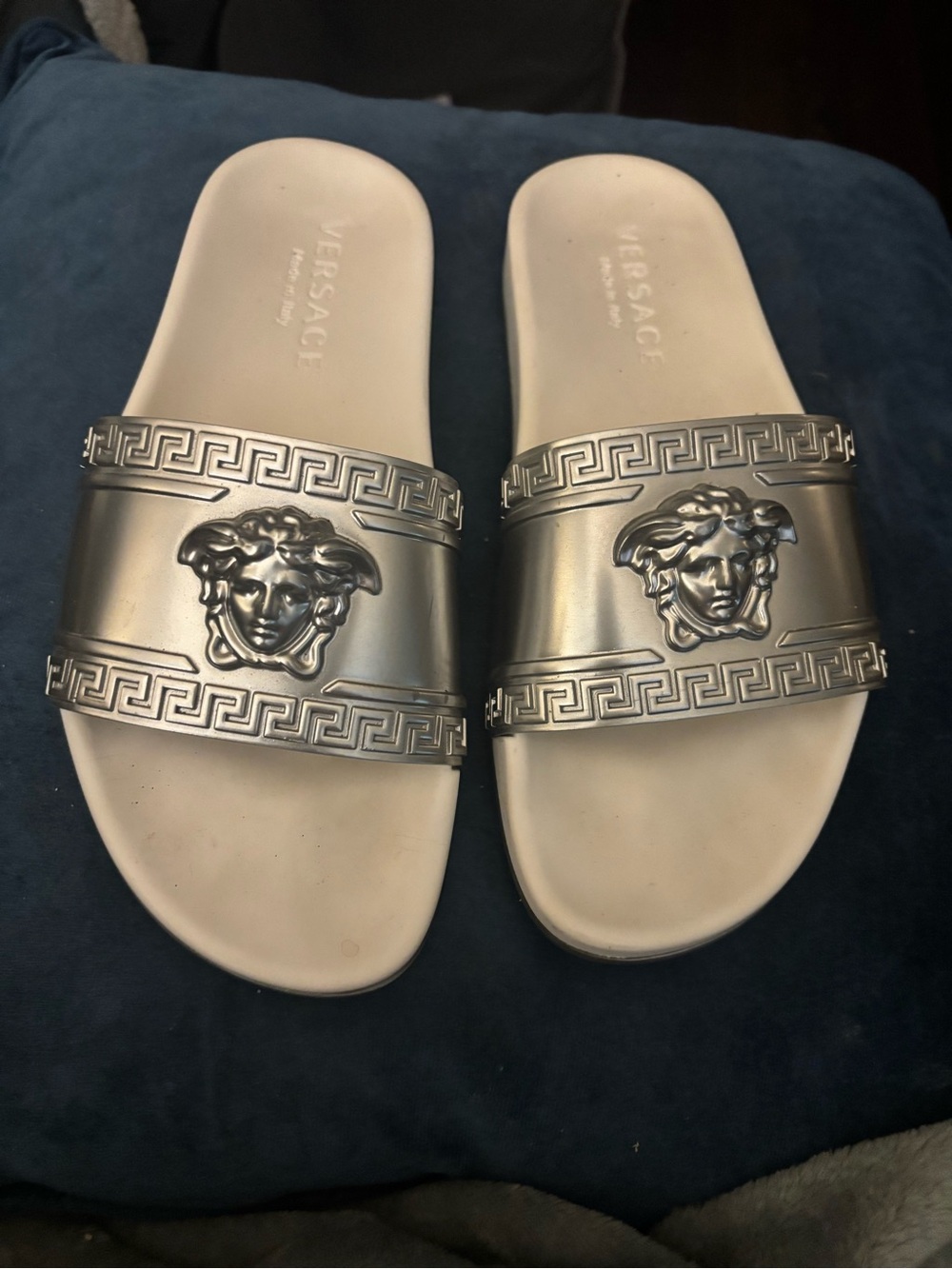 Versace slides Medusa Silver Logo Slide Sandals gorgeous! 🌹size 8